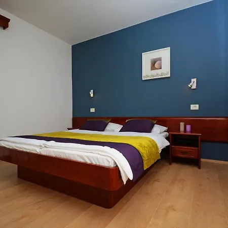 Three-bedroom Near Sea Apartment Rabac