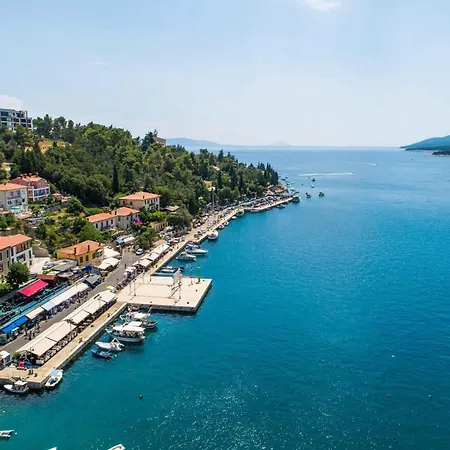 Apartman Three-bedroom Near Sea