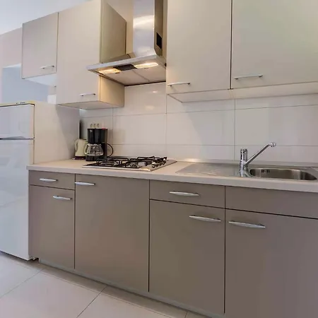 Apartman Three-bedroom Near Sea